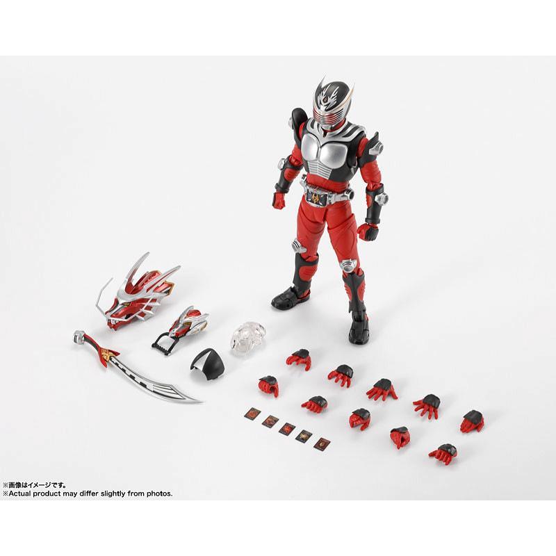 真骨彫　仮面ライダー龍騎　新品 S.H.Figuarts（真骨彫製法）仮面ライダー龍騎発売記念 仮面