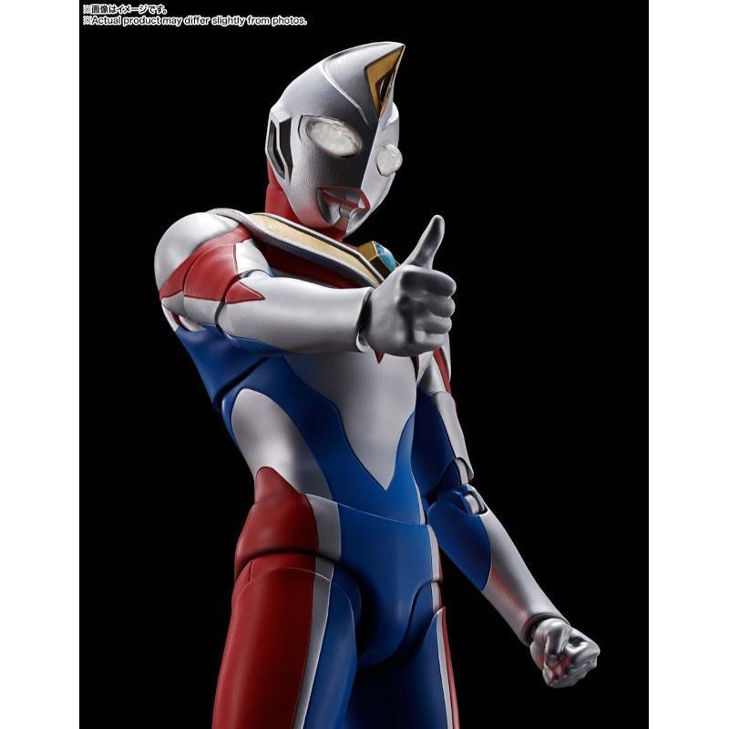 【S.H.Figuarts】(真骨彫製法) ウルトラマンダイナ フラッシュタイプ『ウルトラマンダイナ』新品 塗装済み可動フィギュア[1個] |  | 05