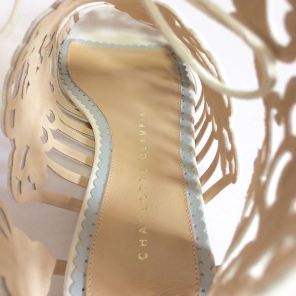 シャーロットオリンピア ウェッジ サンダル ラフィア ベージュ 36 1/2 Charlotte Olympia（シャーロットオリンピア） 【新品】シャーロット