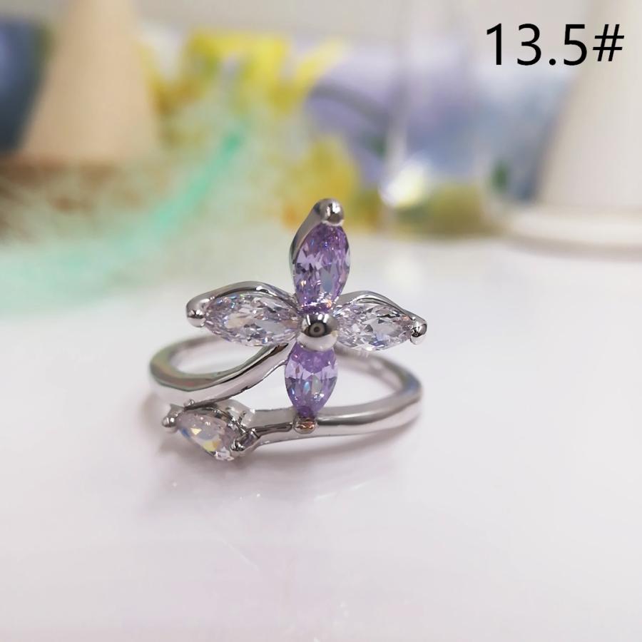 年末のプロモーション大特価！ CZダイヤ リボン リング 12号 K18WGP 18