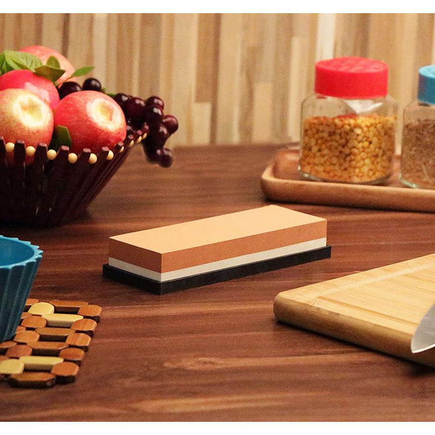 包丁砥石 両面砥石 包丁研ぎ砥石 研ぎ専用 1000 3000 中砥 仕上げ砥石 滑り止め ゴム台が付き 仕上砥石 家庭用 料理人用 包丁 サバイバル | ブランド登録なし | 07