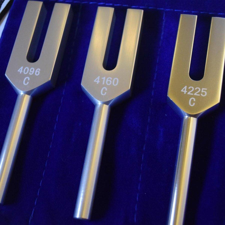 音叉 おんさ チューナー 3本セット「4096Hz 4160Hz 4225Hz 