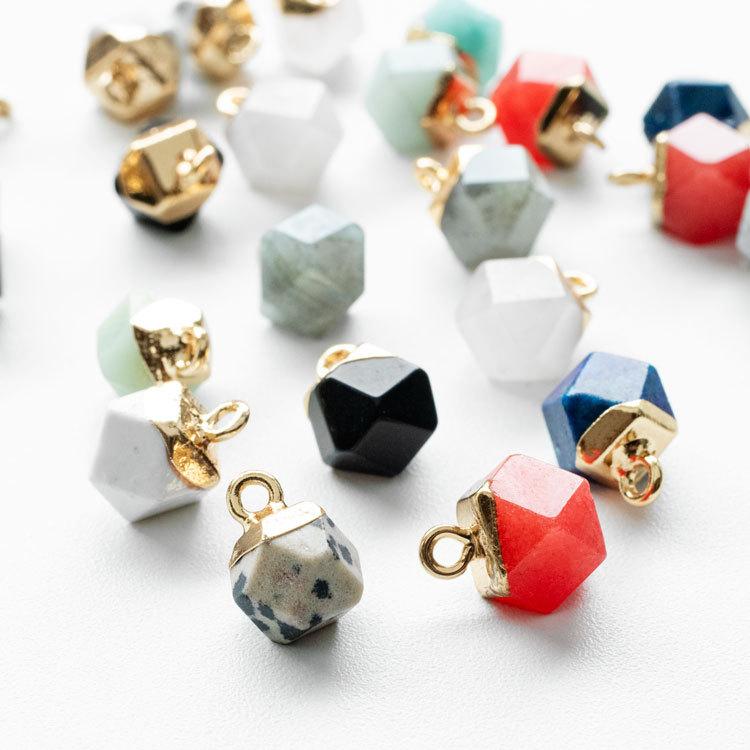 全10種】天然石 カン付き多面チャーム (1ペア入) : ビジューパーツ専門