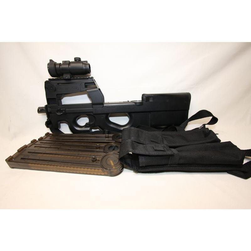 ☆スペアマグ・ポーチ付【中古・特価品】東京マルイ製 P90 