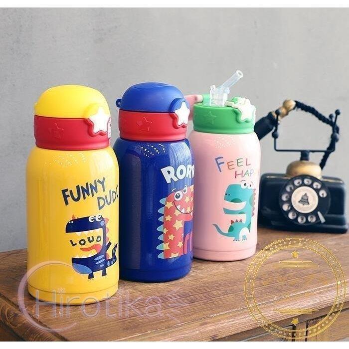 水筒 子供用 魔法瓶 おしゃれ 可愛い キッズ 女の子 男の子 ボトル 2ways 直飲み 500ml ストロー付き カバー付き 斜めかけ可能 保温 保冷 保育園 コップ付き 正規品質保証