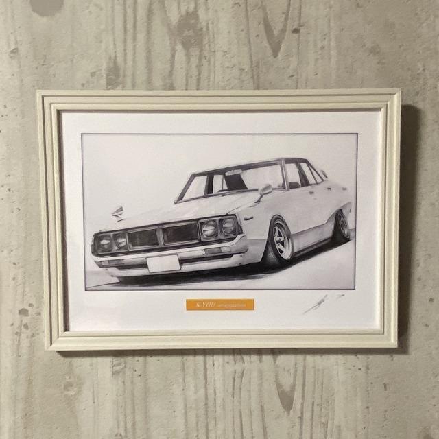 日産 NISSAN スカイライン ケンメリ 4ドア （ヨンメリ）【鉛筆画】名車 