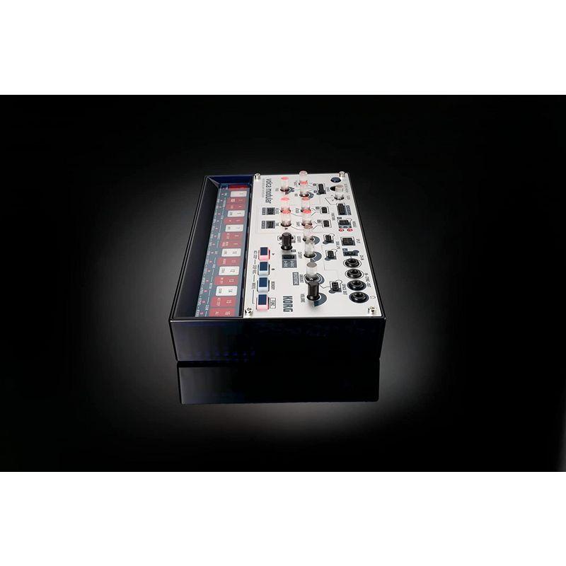KORG モジュラー シンセサイザー Volca Modular パッチング ケーブル付属 電池駆動 スピーカー内蔵 ヘッドフォン使用可 ど  鍵盤楽器、ピアノ