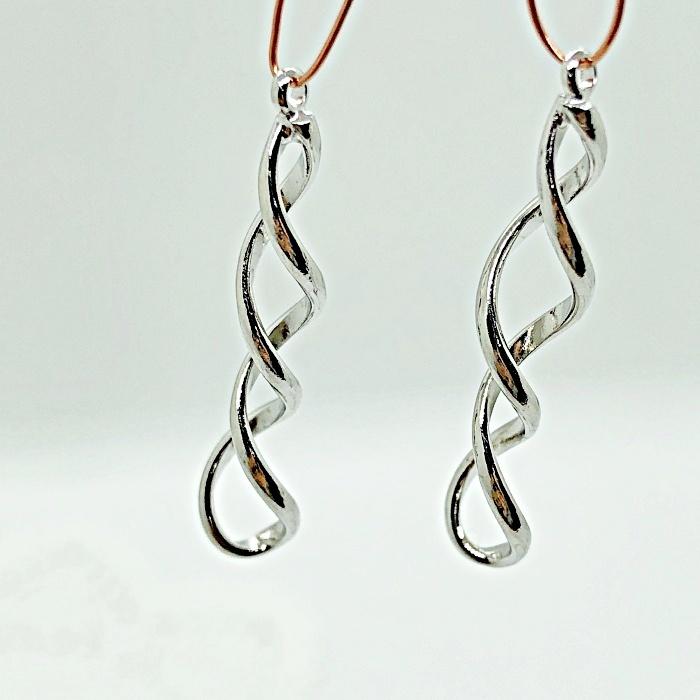 ひねり チャーム ツイストスパイラル 2個 セット ゴールド シルバー