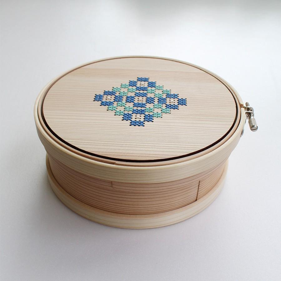 Cohana（コハナ）　曲げわっぱの道具箱　あおい　刺しゅう枠15cm　　手芸道具 小物入れ