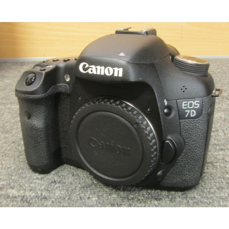 Canon EOS 【レザー】 7D ボディ、バッテリーのみ 8428ショット 👙