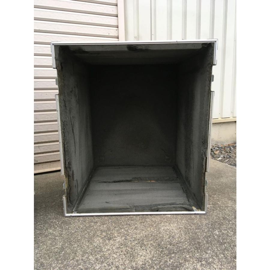 ◇メーカー不明・機器輸送ハードケース コンテナタイプ キャスター付き