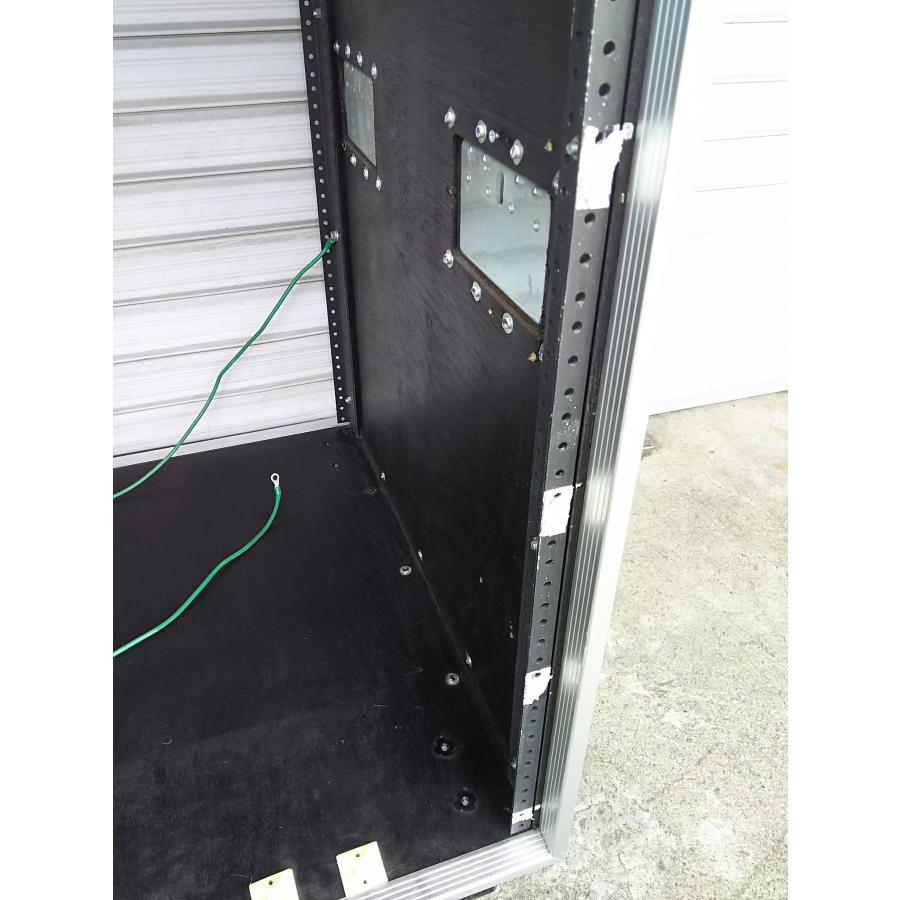 ◎PULSE・機器輸送ハードケース 16Uラックマウント金具付き システム
