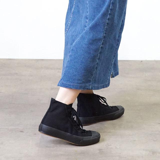 moon商品 セール】 【別注】MOONSTAR×TOMORROWLAND ローカットスニーカー