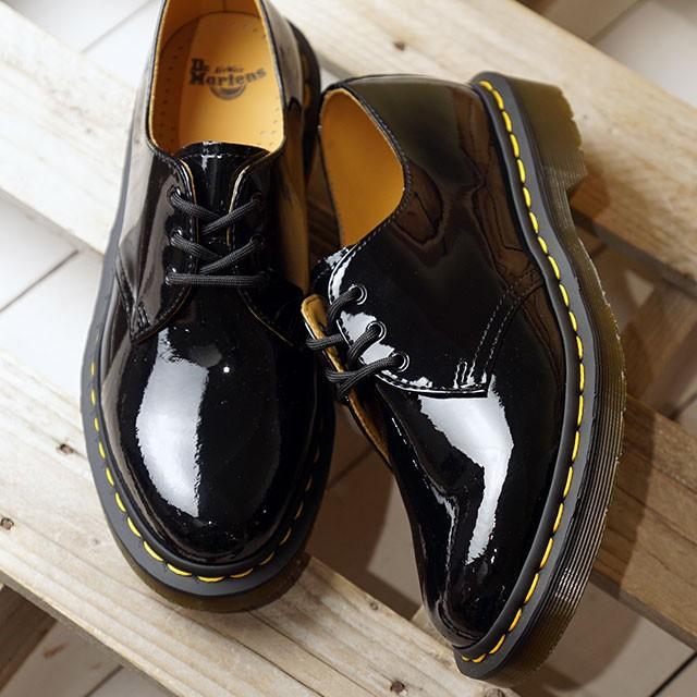 black patent lamper dr martens