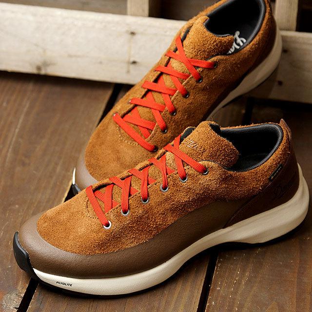 Danner（ダナー） スニーカー カプリーン ロー スウェード ゴアテック