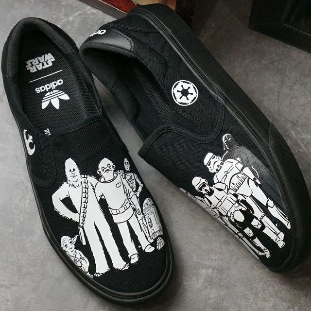 アディダス　スタンスミス　ブラック　リボンチャーム　23.5 STAN SMITH, FOREVER いま、定番が生まれ変わる。スタンスミスは