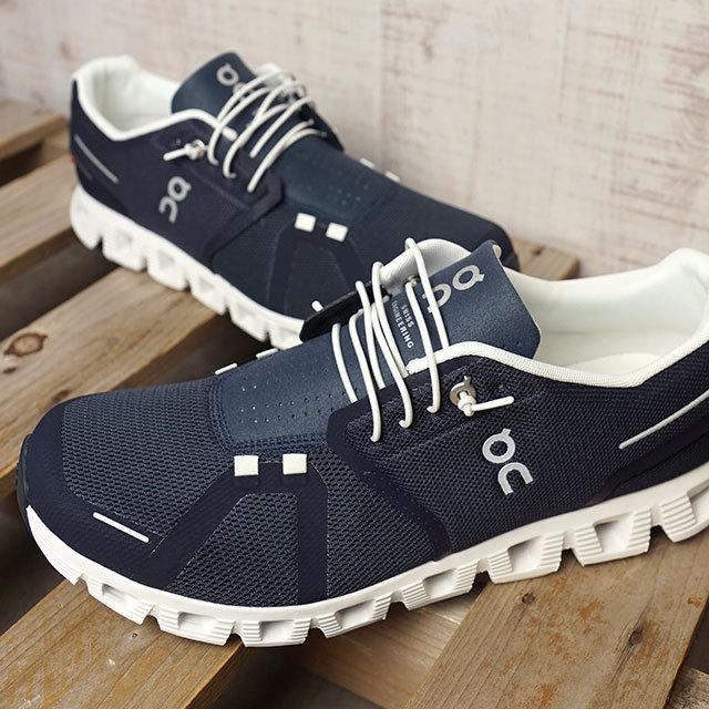 オン On メンズ クラウド5 スニーカー 59.98916 SS22 M Cloud 5 ランニングシューズ Midnight White 紺 ネイビー系 | On | 01