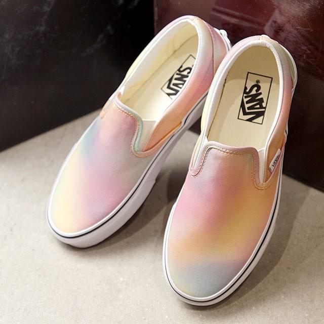 vans aura shift slip on