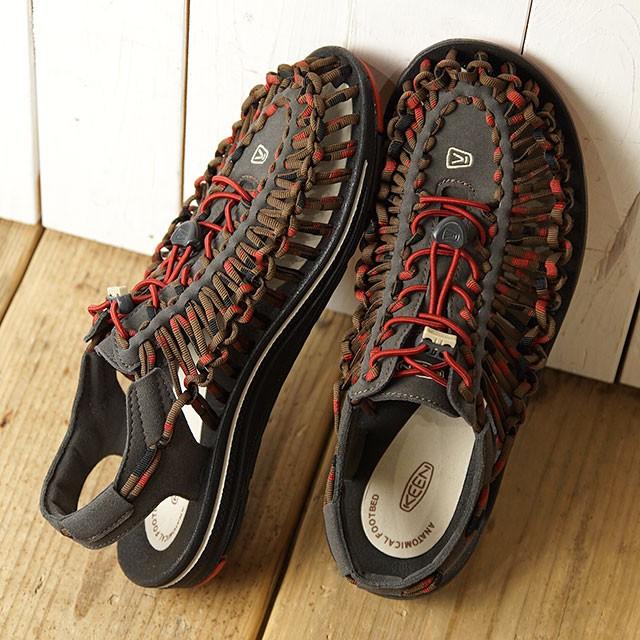 新品】KEEN UNEEK STRIPES RED DAHLIA／RAYA