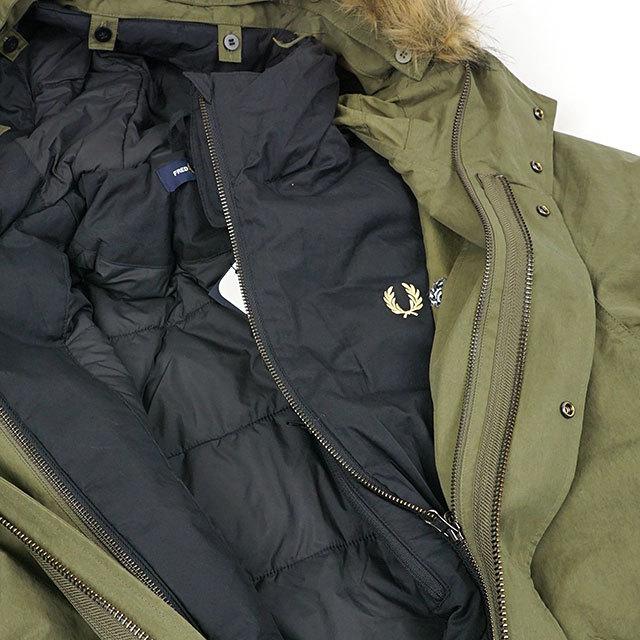 ☆新品☆FRED PERRY ナイロンパーカー ミリタリーデザイン 防風 防水 ☆新品☆FRED PERRY ナイロンパーカー ミリタリーデザイン 防風 防水