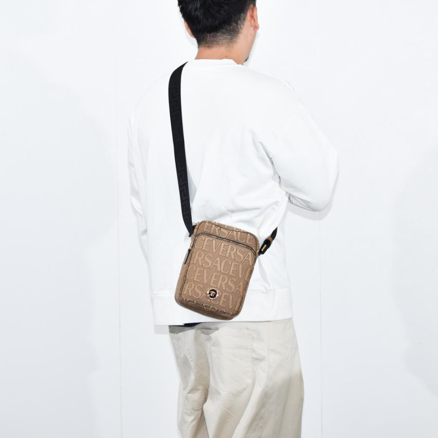 ○★新品 未使用 VERSACE オールオーバー ロゴ サンダル ブラウン 楽天市場】VERSACE ヴェルサーチ スライダーサンダル メデューサ 靴