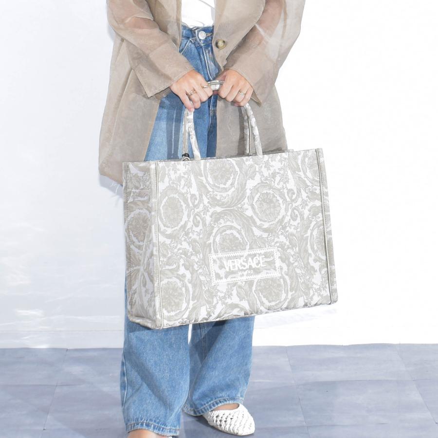 ヴェルサーチ トートバッグ ヴェルサーチェ ラージトートバック 1004741-1A03095/1B00V