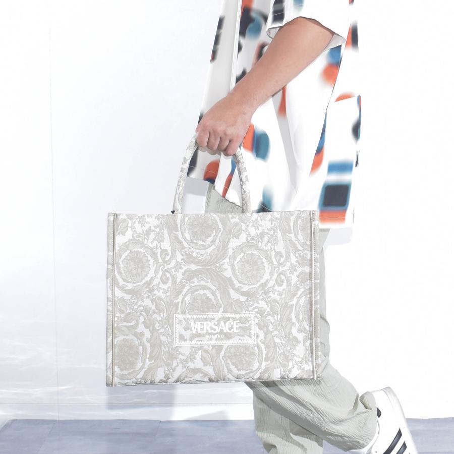 ヴェルサーチ トートバッグ ヴェルサーチェ ラージトートバック 1004741-1A03095/1B00V