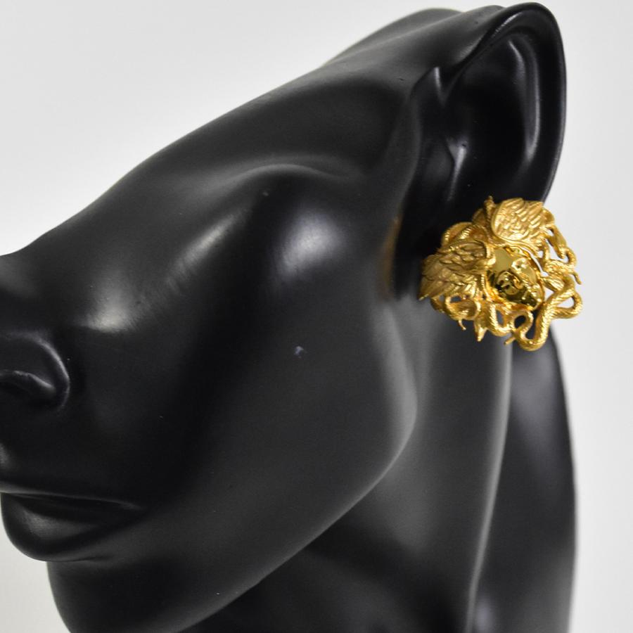 VERSACE ヴェルサーチ ピアス メデューサ ゴールド 大きめ VERSACE ヴェルサーチ ピアス メデューサ ゴールド 大きめ