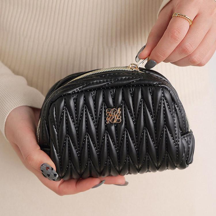 キルティングポーチ レディースミニポーチ マルチポーチ コスメポーチ