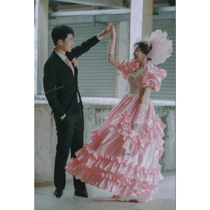 昭和レトロ パフスリーブ ビーズ刺繍トレーン付きヴィンテージ