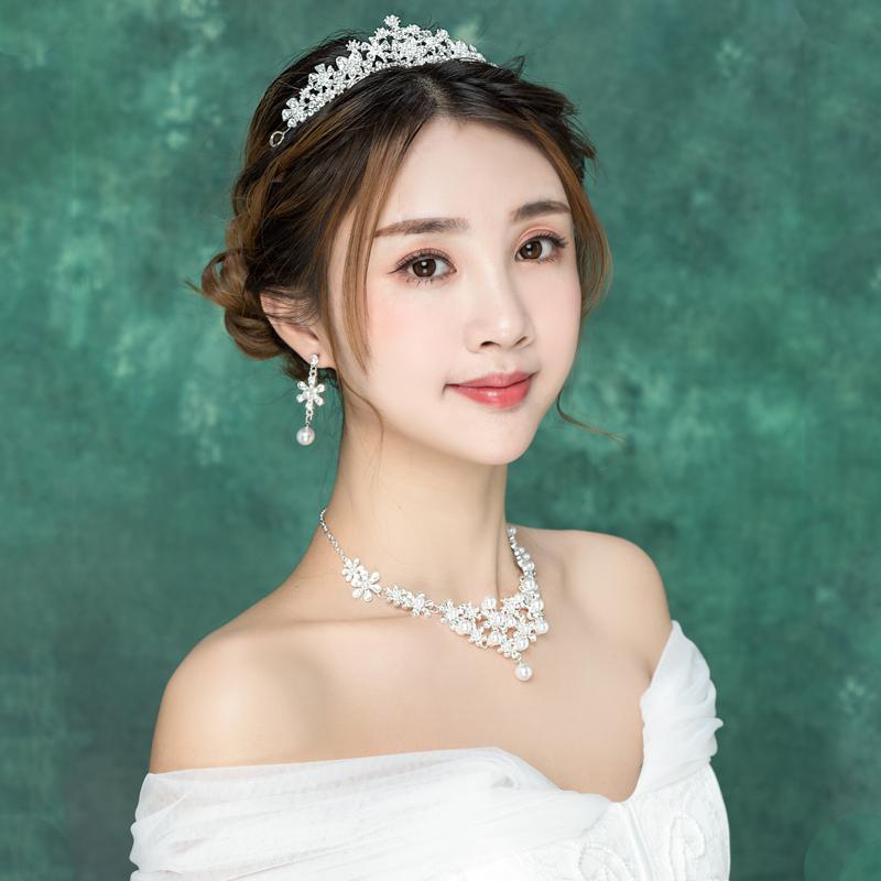 ティアラ 髪飾り ヘアアクセサリー 二次会 結婚式 ウェディング ヘアドレス