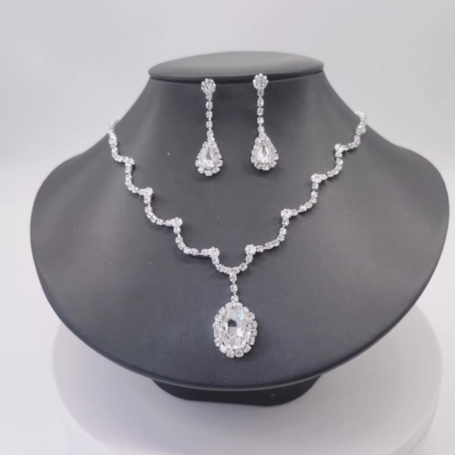 ウェディングネックレス ピアス セット パーティー ウエディングアクセサリー ブライダル小物 結婚式 二次会 花嫁 発表会 演奏会 シンプル フォマール Km1526 ミットスウィーティー 通販 Yahoo ショッピング