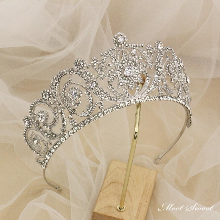 ウェディングヘッドドレス ティアラ クラウン 王冠 結婚式 髪飾り 前撮り 二次会 発表会 演奏会 ブライダル パーティー 花嫁 披露宴 ウエディング シルバー |  | 02