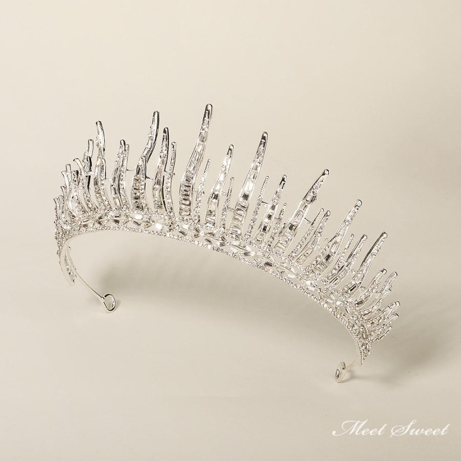 ウェディングヘッドドレス ティアラ プリンセス 王冠 結婚式 前撮り 二次会 発表会 演奏会 ブライダル パーティー 花嫁ティアラ ゴールド ビンテージ風 コスプレ |  | 04