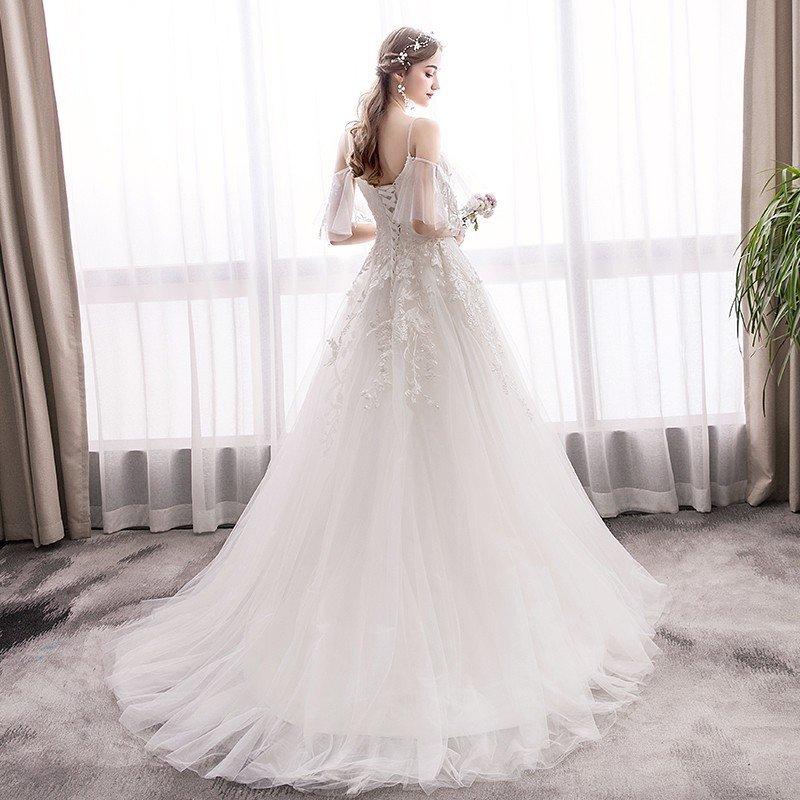 ウエディングドレス ウェディングドレス aライン 白 レース 袖あり  