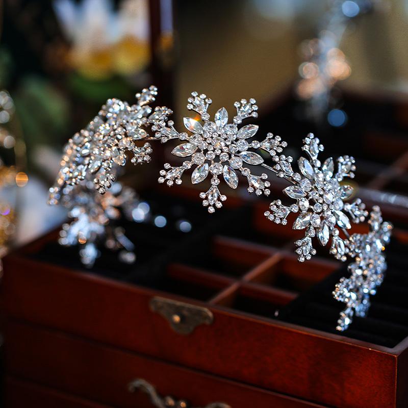 ヘッドドレス カチューシャ ブライダル ウェディング 雪花 ヘッドドレス カチューシャ ブライダル ウェディング 雪花