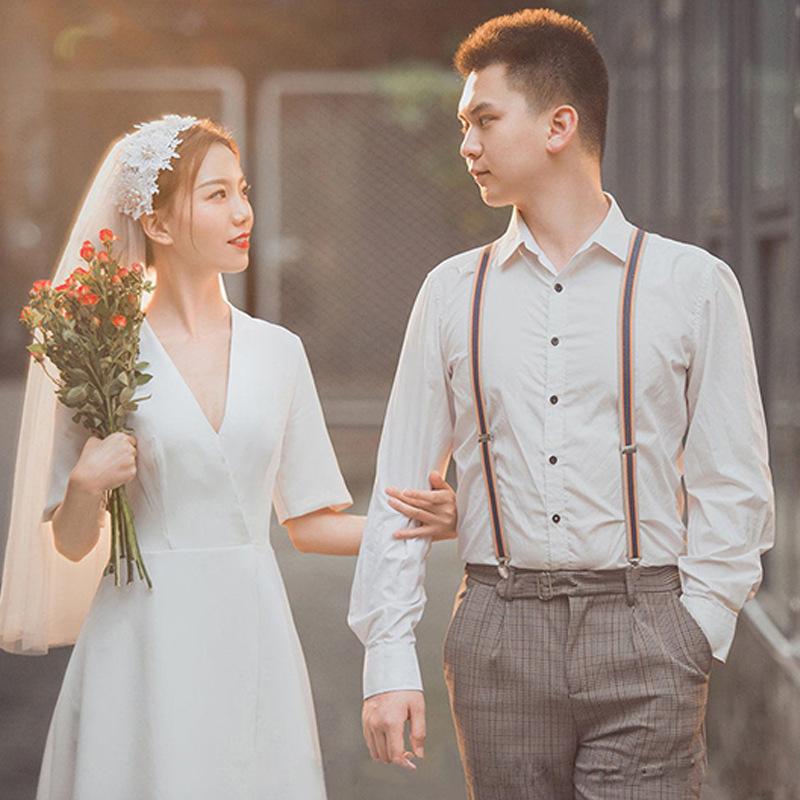 ウェディングドレス Vネック ミモレ丈 ホワイト 軽い 半袖 シンプル 結婚式 花嫁 披露宴 二次会 前撮り パーティー ブライダル ウエディングドレス フォーマル
