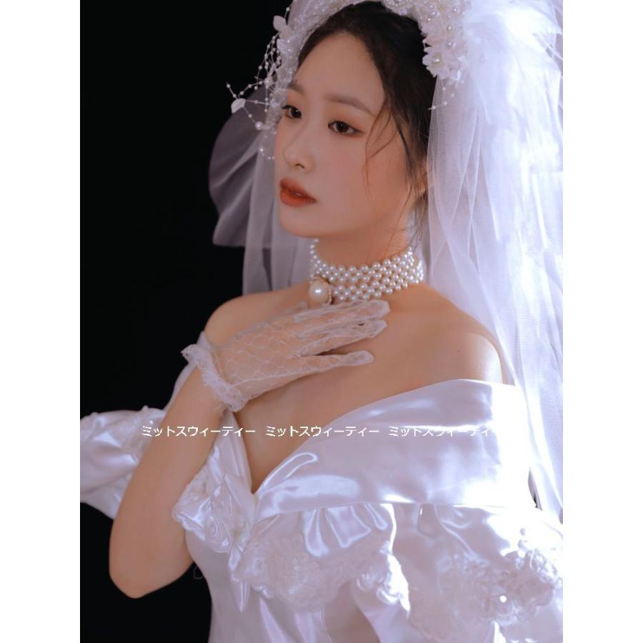 ウエディングドレス レトロ婚 花嫁 サテン 純白 昭和風写真 前 ウエディングドレス レトロ婚 花嫁 サテン 純白 昭和風写真 前