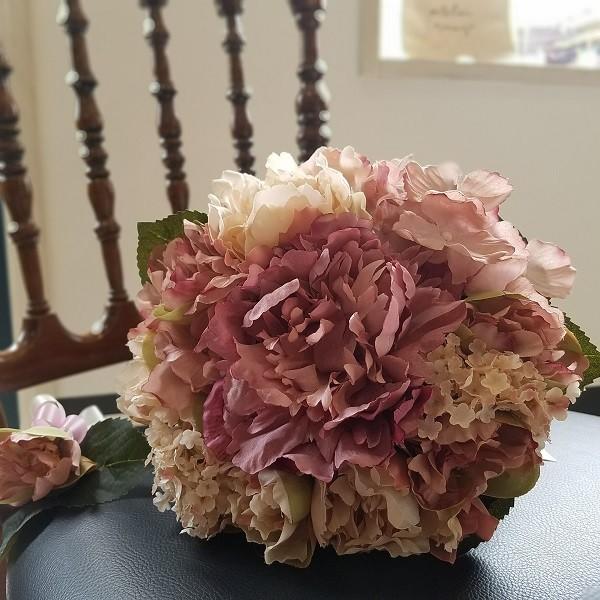 芍薬と紫陽花クラッチブーケ ブートニアのセット アンティークカラー ウェディング Bouquetset1 花とブーケのアトリエ美鈴ヤフー店 通販 Yahoo ショッピング