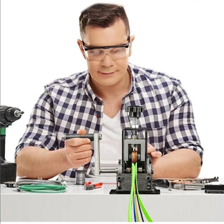 ワイヤーストリッパー 手動剥線機 Φ1-30mm ワイヤー適用 剥線器 電線皮むき工具 スムーズに剥ける ケーブル剥離機 多機能ポータブル金属コンパクトツール |  | 02