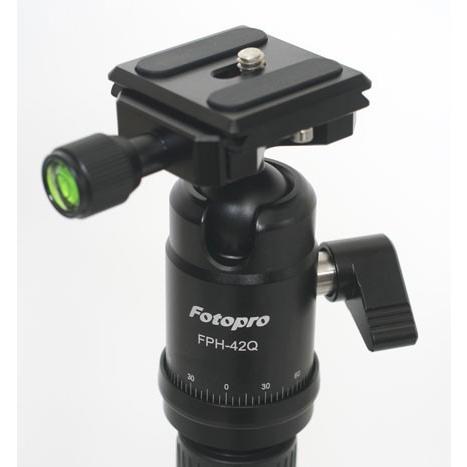 キング FOTOPRO X-GO 雲台付中型カーボン5段三脚 『１〜２営業日後の発送』中型トラベル三脚_1