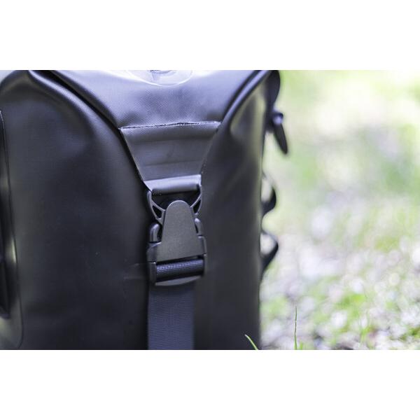 ANOBA 防水ソフトクーラーブラック 25L