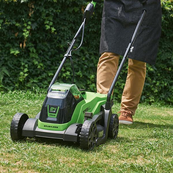 グリーンワークス 24V バッテリー 手押し式芝刈機 ・充電器付き