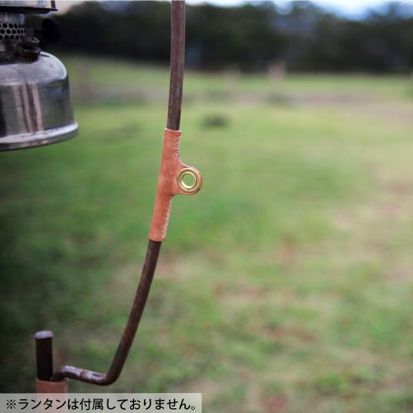 マウンテンマウンテン ランタンハンガー オールドムーン 曲線美に脱帽。空に弧を描くランタンハンガー「OLD MOON」発売