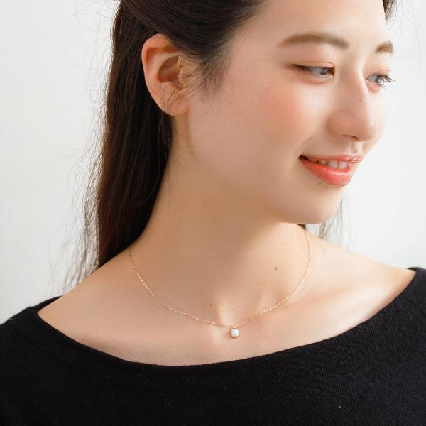 オーロラのような輝き K10 オパールネックレス オパールシンプル オーバル イエローゴールド ギフト プレゼント |  | 01