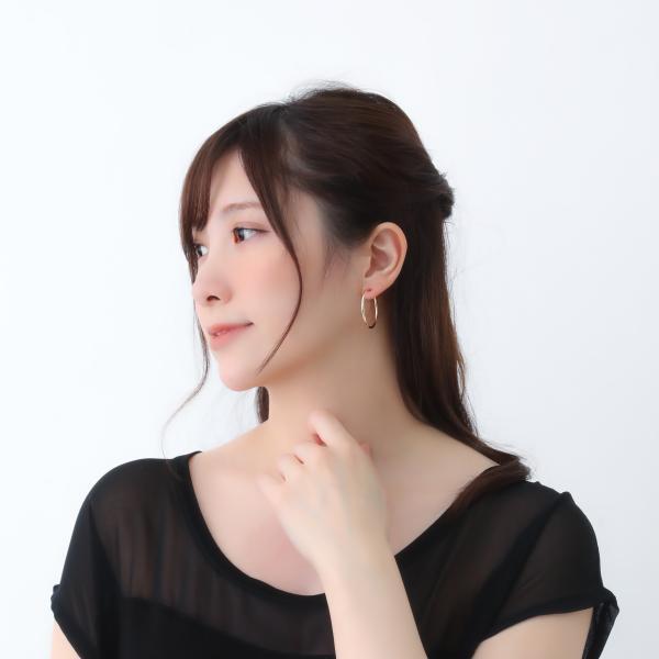 フープイヤリング 18k 大きめ K18 18金 ピアスみたい シンプル 地金 ノンホールピアス パイプ 太さ2mm×直径30mm |  | 02