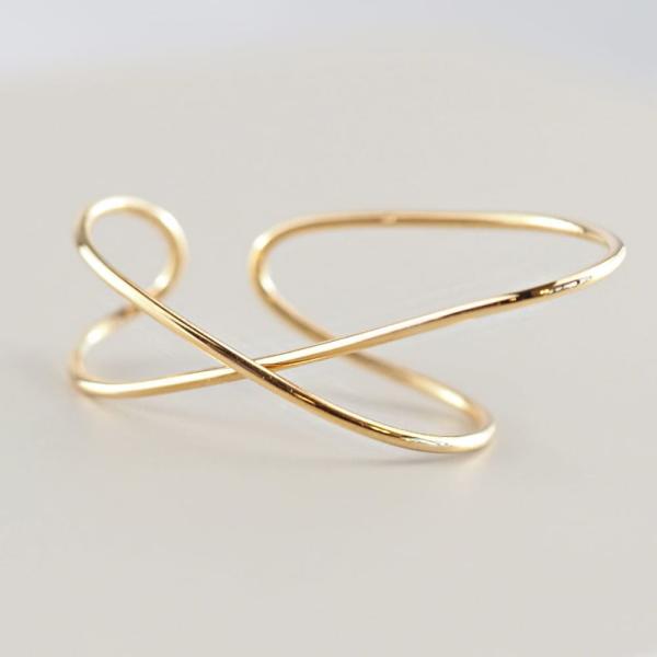 イヤーカフ 18金 シンプル K18 18k  おしゃれ ブランド 女性 プレゼント イヤカフ イヤリング 片耳用 |  | 01