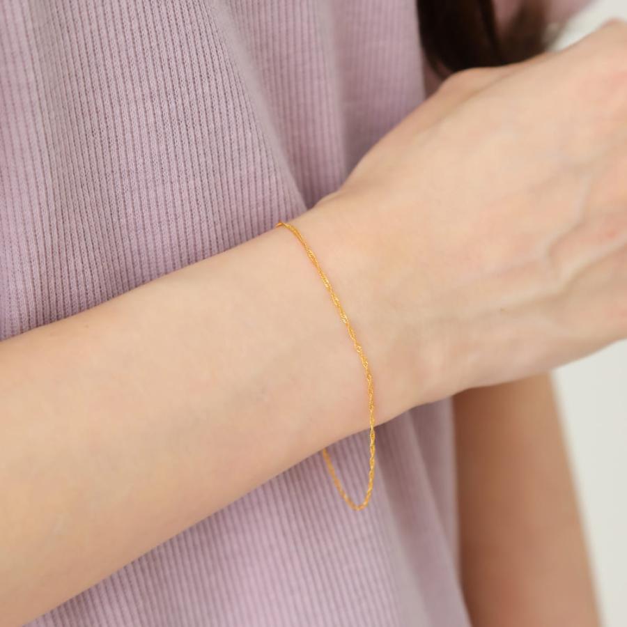 【箱付きcd 】ゴールドチェーンブレスレット 箱付きcd 】ゴールドチェーンブレスレット クリスチャン