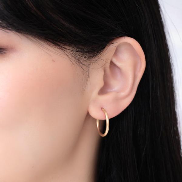 フープ ピアス k18 大きめ 18k K18 18金 金属アレルギー 中折れ 太さ2mm×直径20mm マット 艶なし ホーニング ピアス 輪っか おすすめ |  | 01