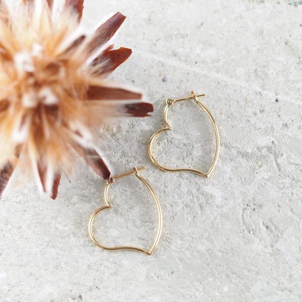 K18 ピアス 地金のピアス K18ピアス 18k 18金 ゴールド フープ シンプル シンプルコーデ ハート 大人 おしゃれ かわいい 小ぶり |  | 01